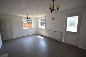 lounge- click for photo gallery